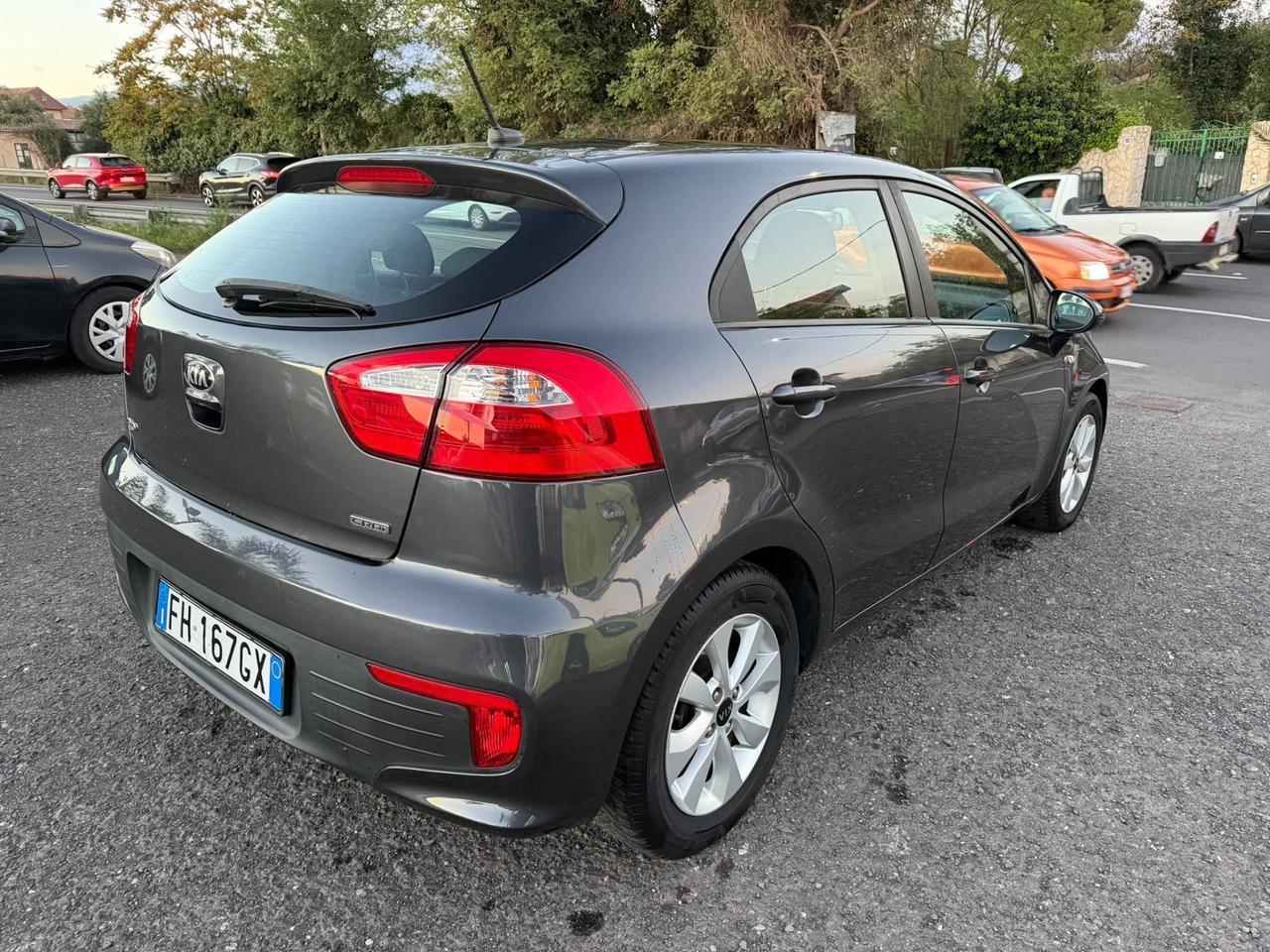 Kia Rio 1.1 CRDi 5p. Cool