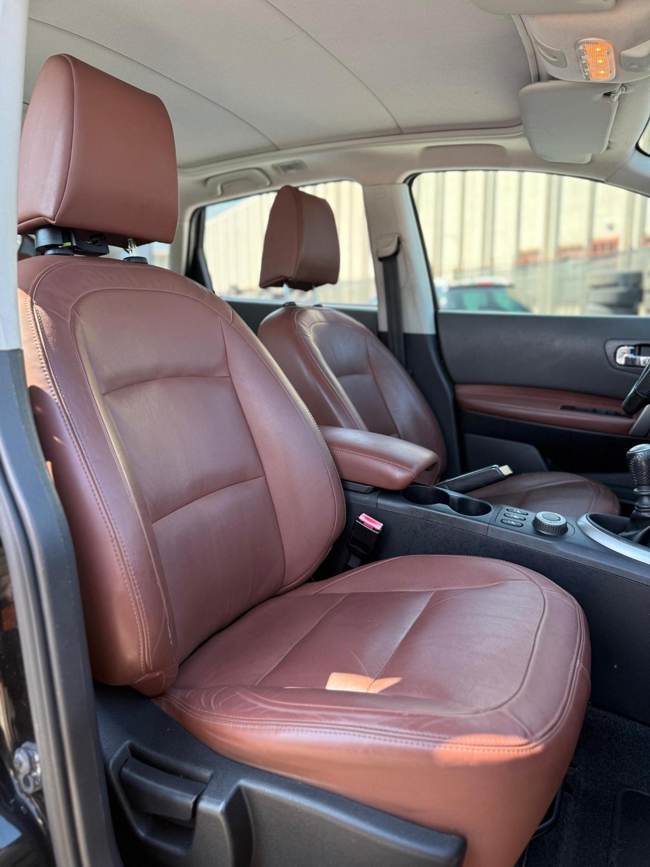 Nissan Qashqai 2.0 benz 4x4 km 83 mil anno 2008 gancio traino