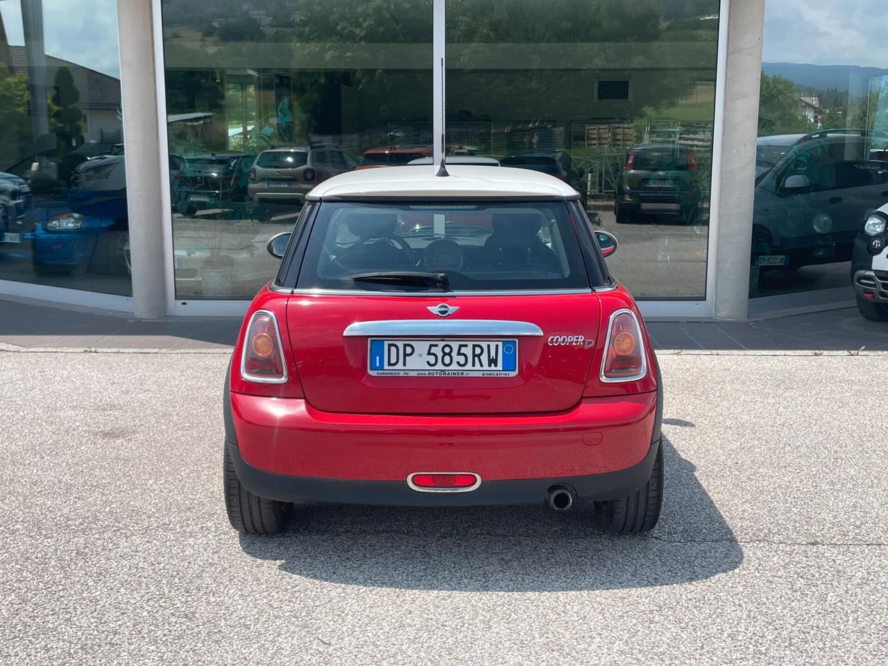 MINI COOPER D 1.6TD 110cv "CAMBIO AUTOMATICO" NEOPATENTATI