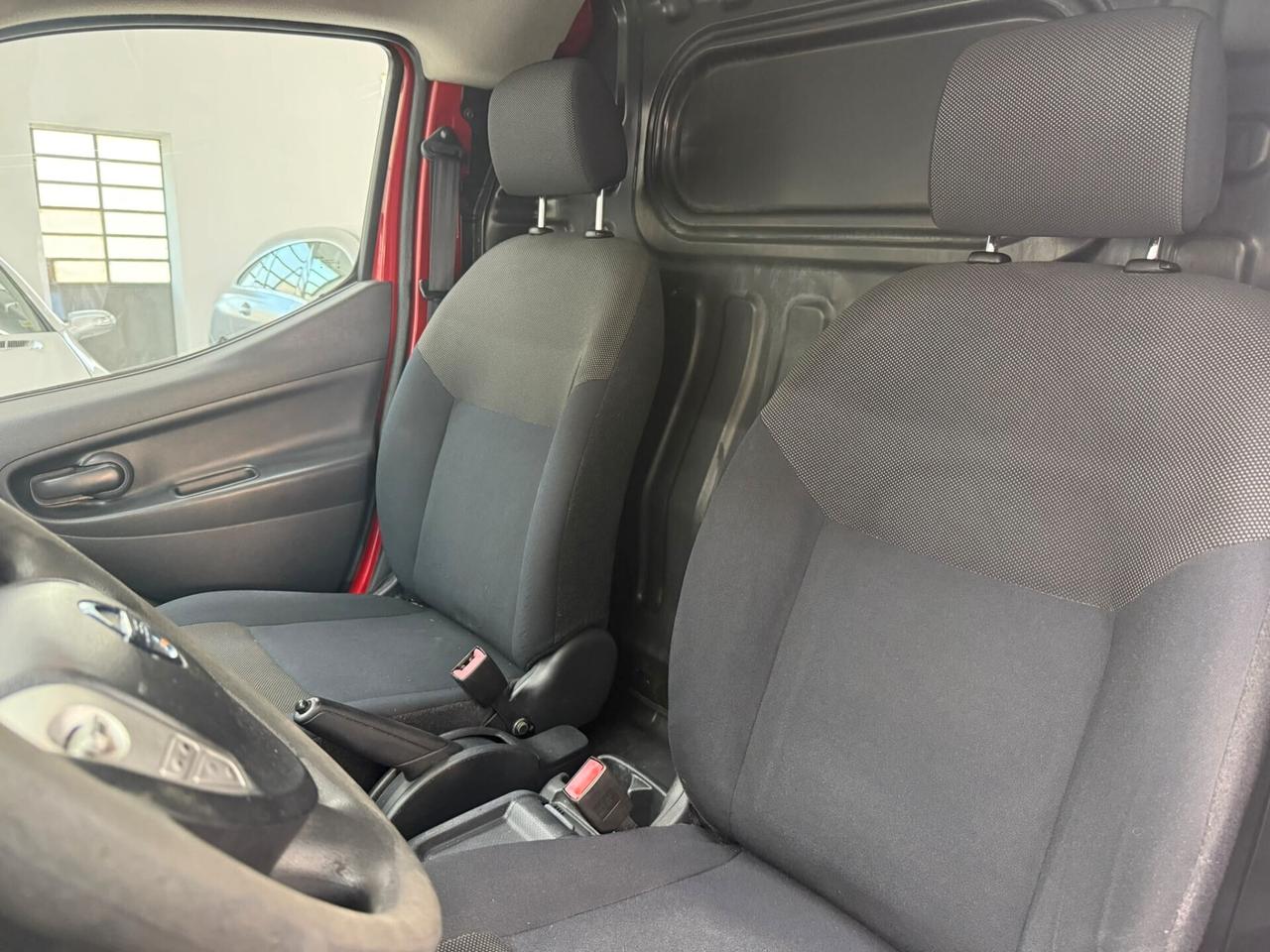 Nissan E-NV200 EV VAN EXLUSIVE 4P