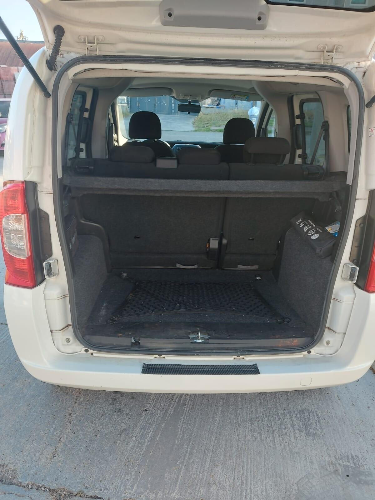 Fiat Qubo 1.4 8V 77 cv. Lounge *65000 Km