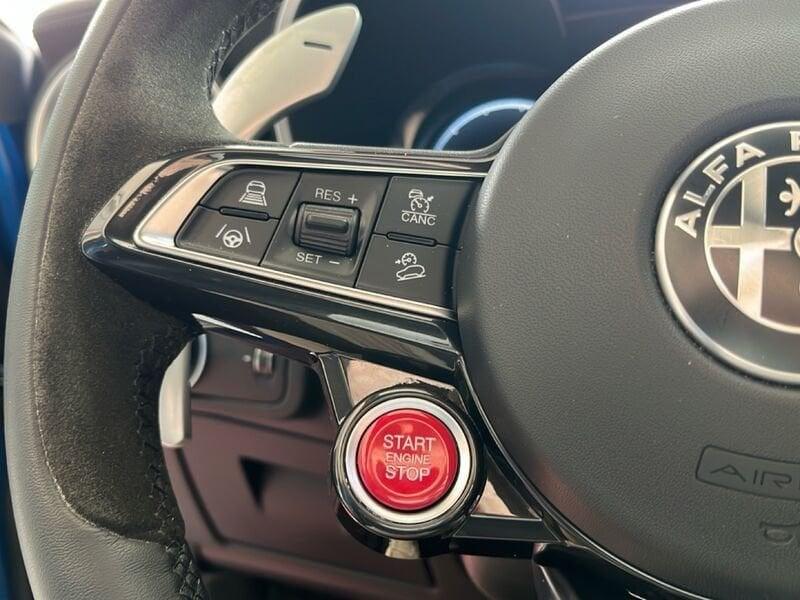 Alfa Romeo Stelvio 2.9 V6 520 CV Quadrifoglio AT8 Q4