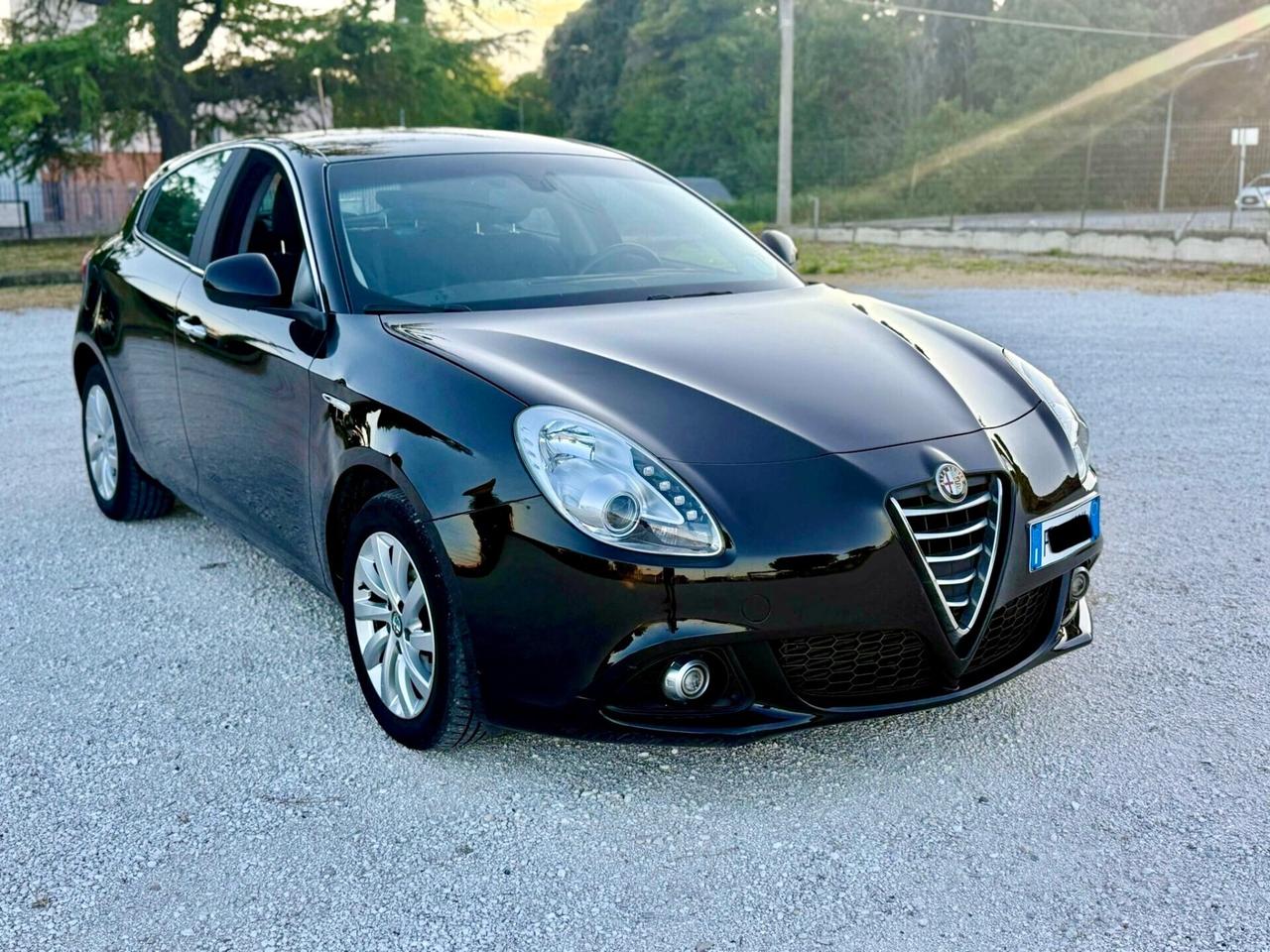 Alfa Giulietta 1.6 JTDm-2 Exclusive EURO6 neopatentati