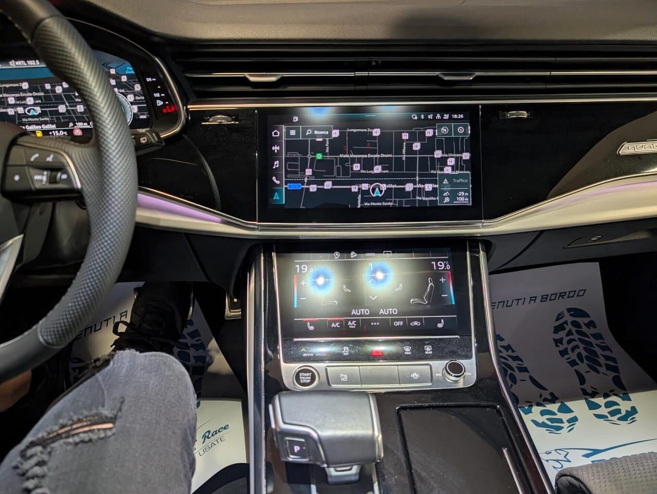 Audi Q8 45 TDI quattro 3.0 diesel S-LINE IVA ESPOSTA