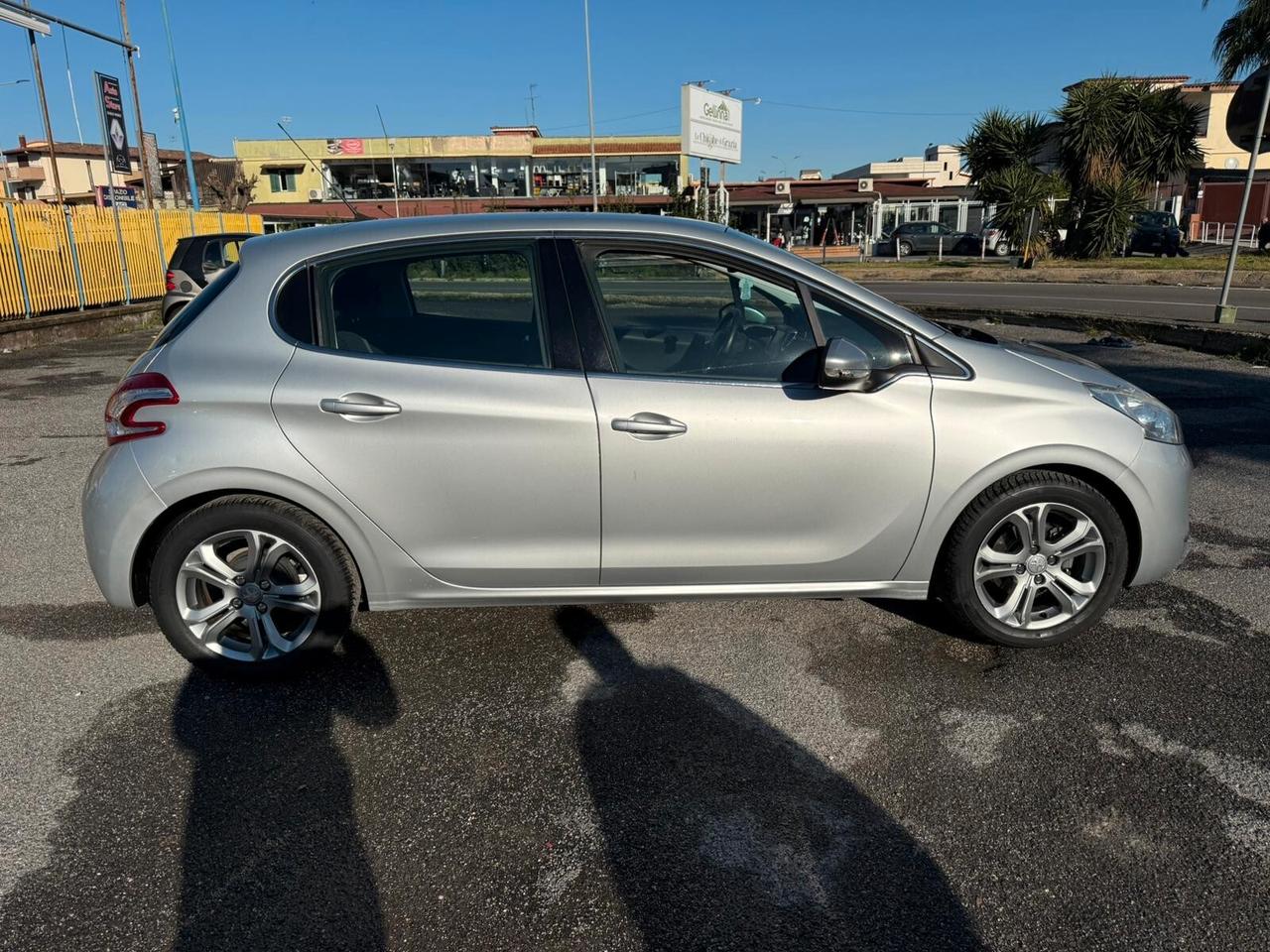 PEUGEOT 208 ALLURE 5PORTE 1.2BENZINA 82CV SOLO80MILAKM