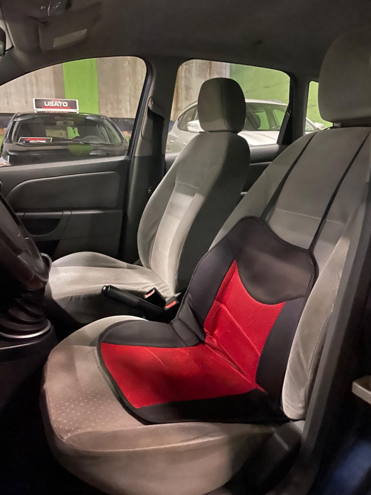 Ford Fiesta 1.4 Neopatentati
