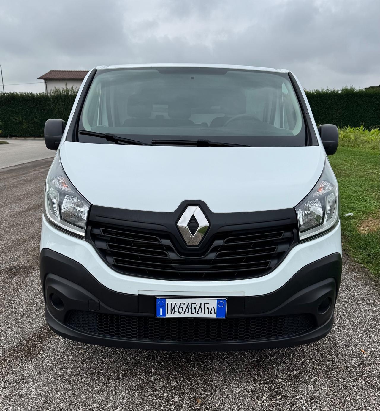 RENAULT TRAFIC 1.6 DCI 95 cv FURGONE VAN AUTOCARRO