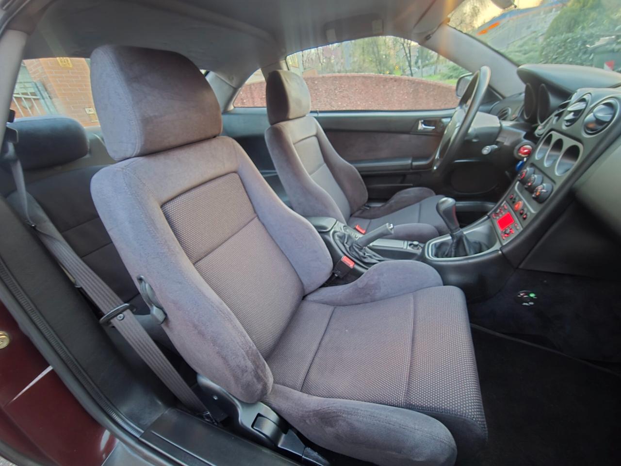 Alfa Romeo GTV 2.0i JTS 16V cat