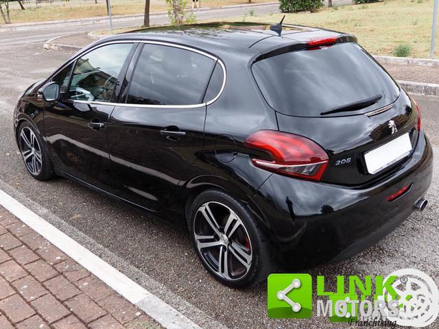 PEUGEOT 208 GT LINE finanziabile