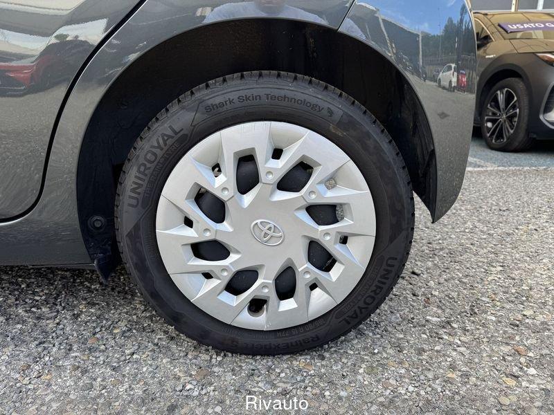 Toyota Aygo Aygo Connect 1.0 VVT-i 72 CV 5 porte x-play