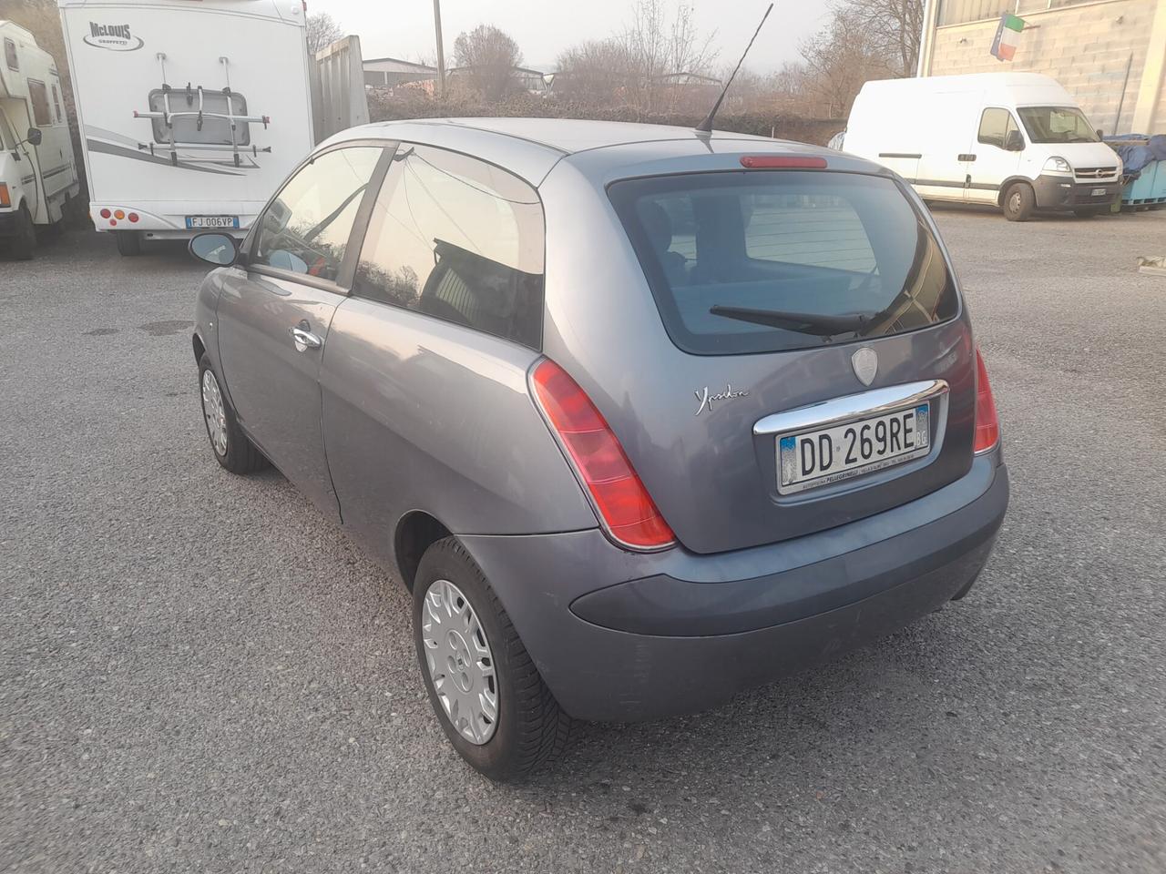Lancia Ypsilon 1.2 Argento