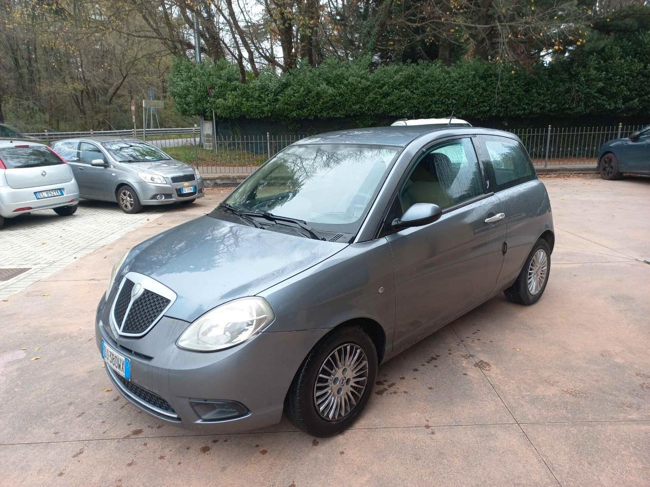 Lancia Ypsilon 1.2 Argento