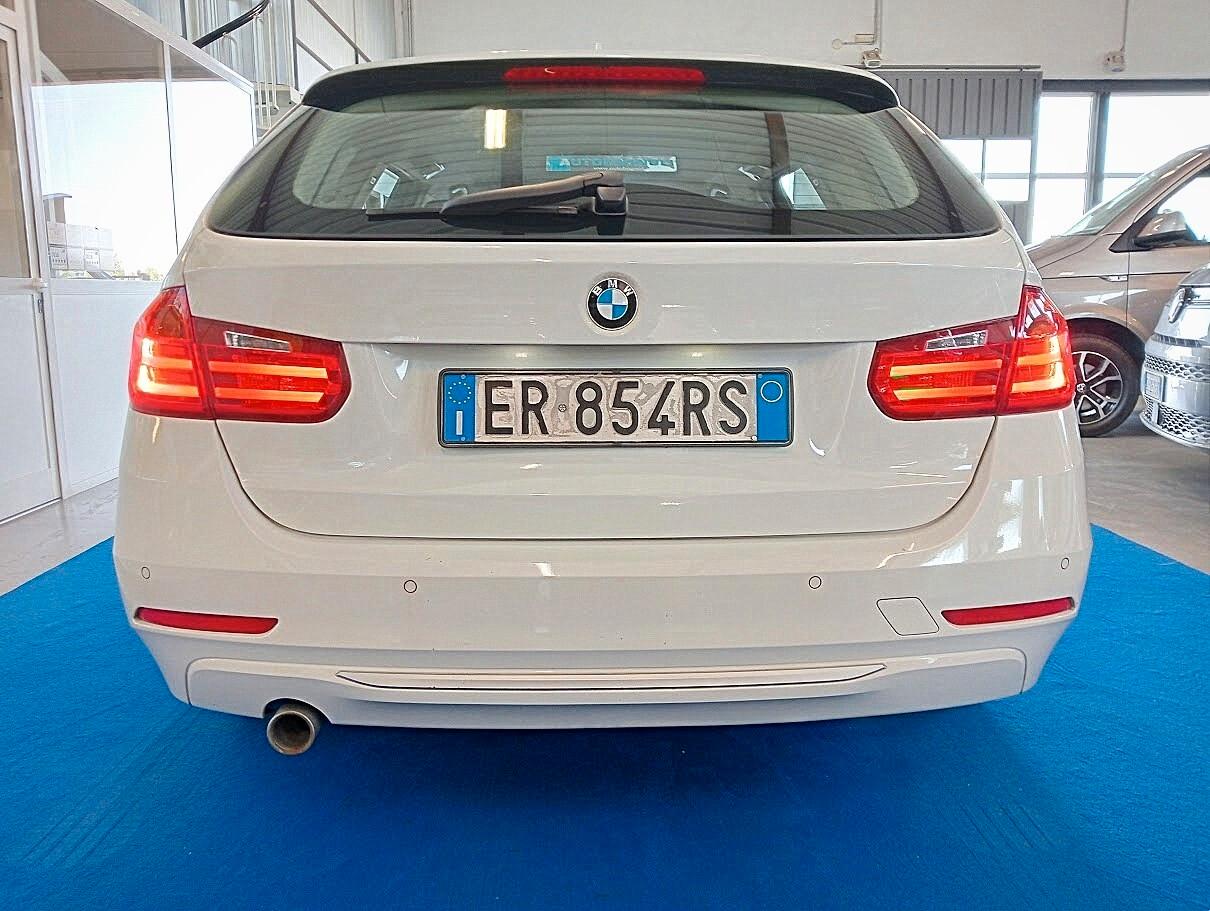 BMW 318 D Touring MODERN MANUALE LED 17" NAVI
