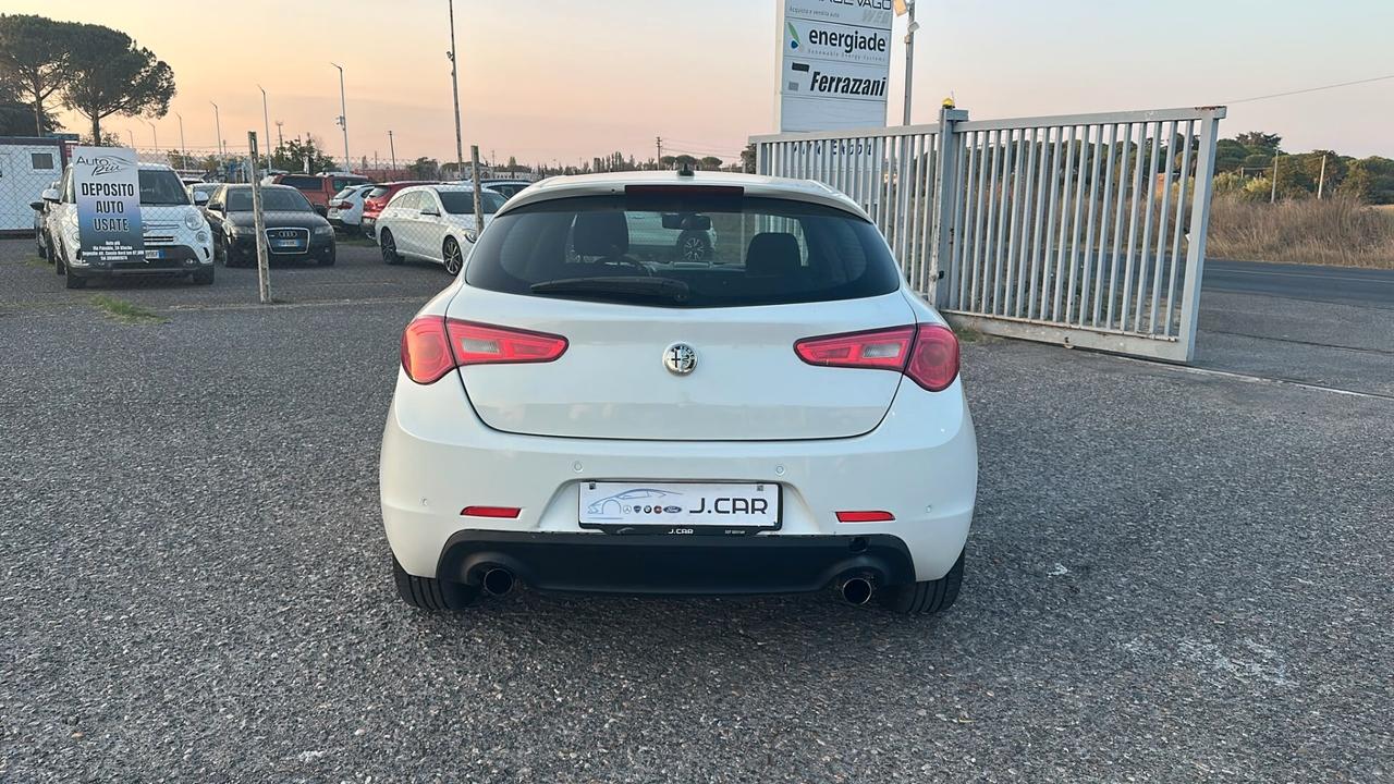 Alfa Romeo Giulietta 2.0 JTDm-2 140 CV Exclusive