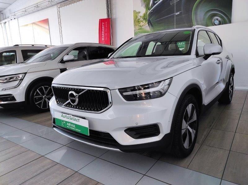 Volvo XC40 (2017-->) D3 Geartronic Momentum