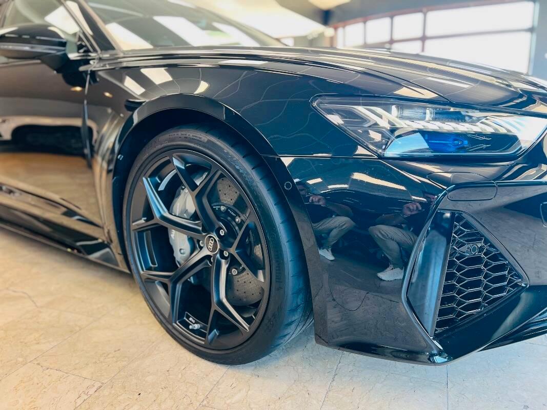 Audi RS6 Avant RS6 4.0 mhev performance quattro tiptronic