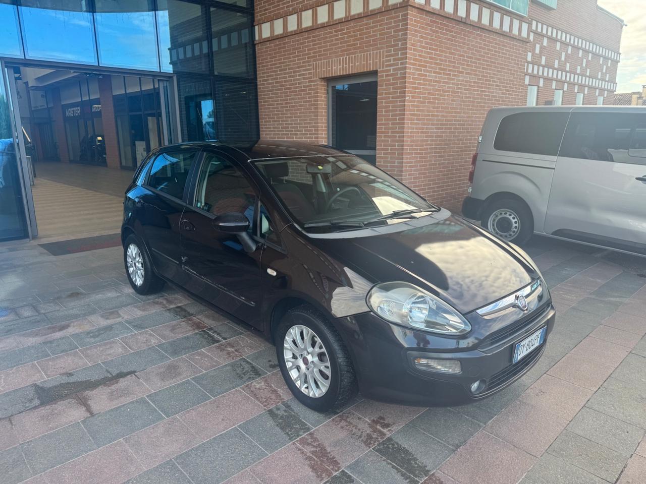 Fiat Punto Evo 1.4 5 porte Dynamic GPL