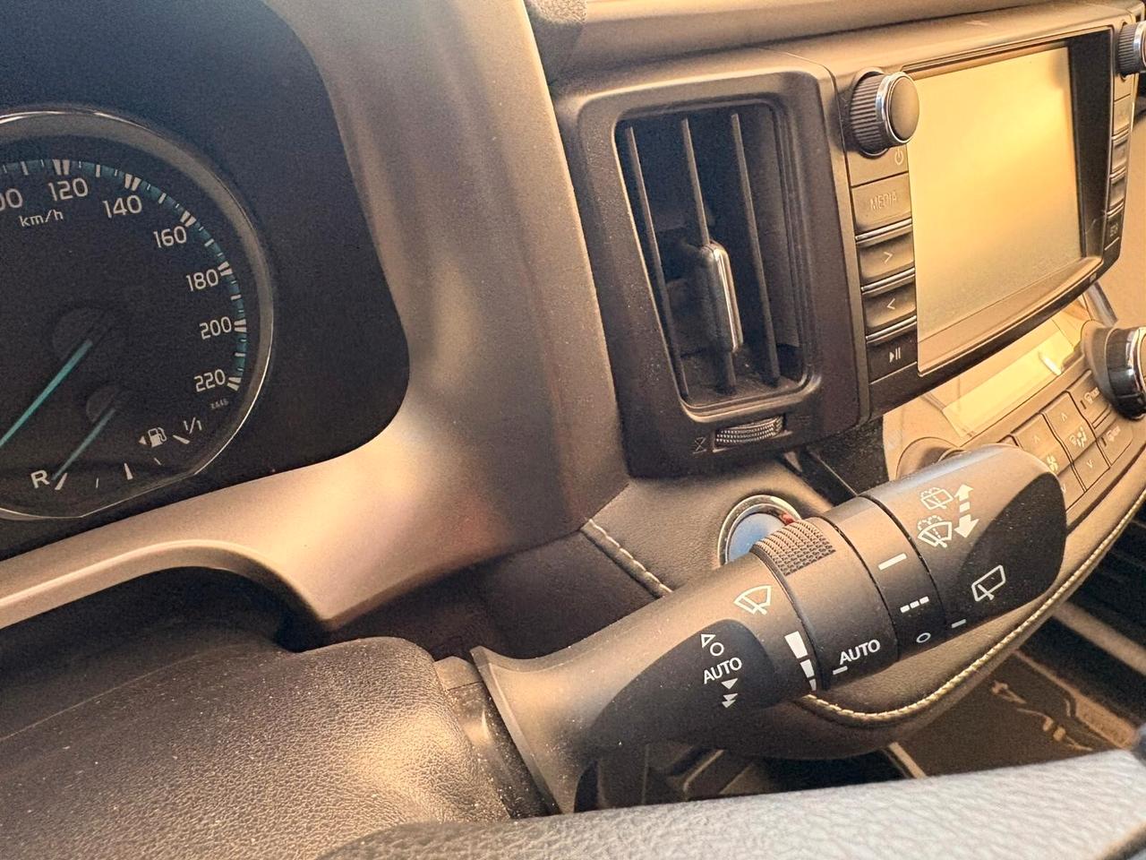 Toyota RAV 4 RAV4 2.5 Hybrid 2WD Style