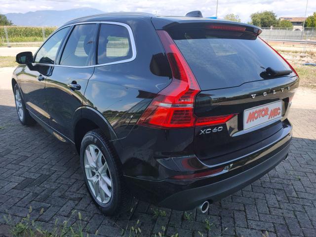 Volvo XC60 XC60 2.0D B4 Momentum Pro AWD Auto. IVA deducibile