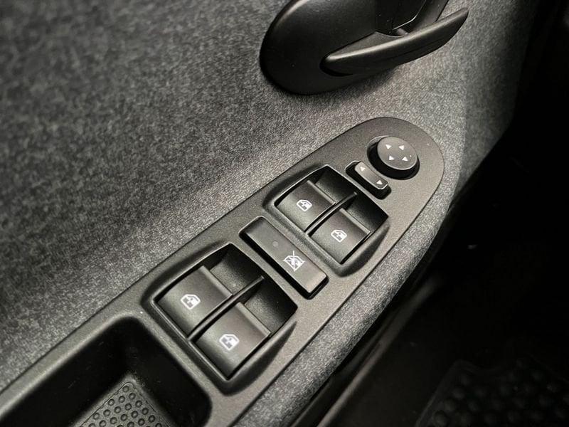 Lancia Ypsilon Ypsilon 1.0 firefly hybrid Silver s&s 70cv - PROMO SIRONIAUTO+