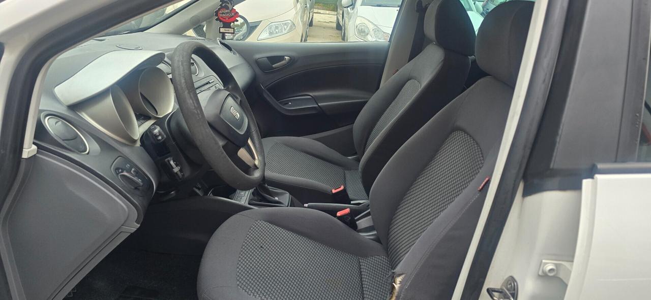 Seat Ibiza 1.2 70 CV 5p. Vendo con.passagio conpreso occasione più revisione x2 anni