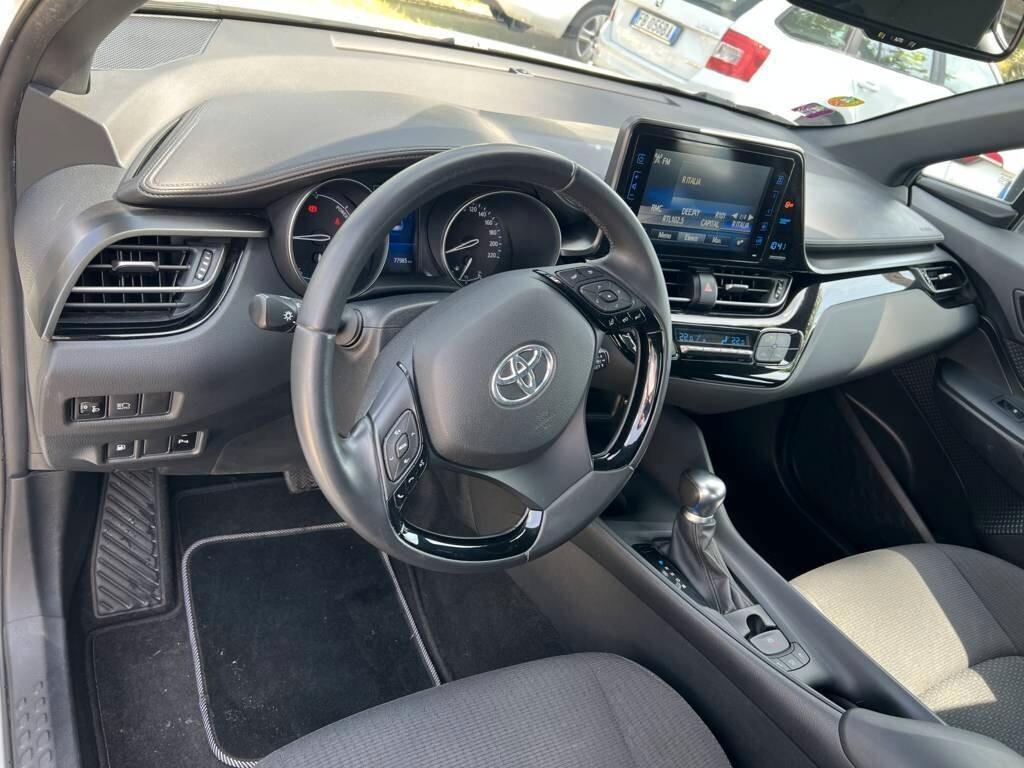 Toyota C-HR 1.8 Hybrid E-CVT Lounge