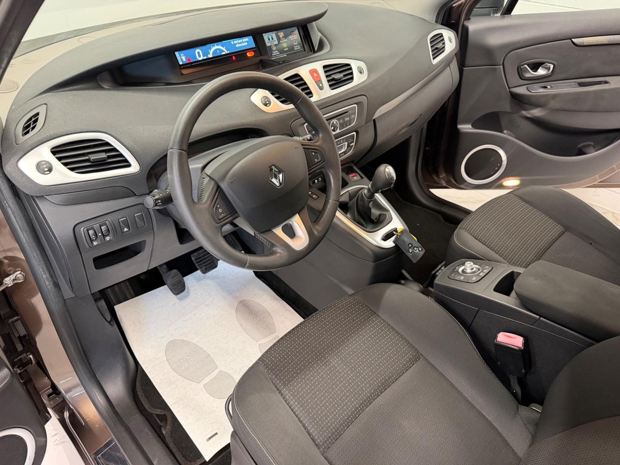 Renault Scenic Scénic 7 POSTI 1.5 dCi 110CV Wave