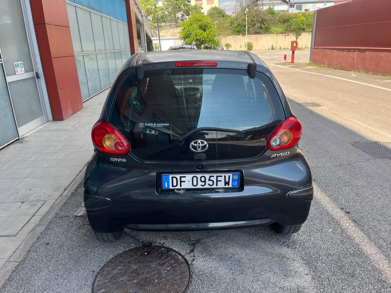 Toyota Aygo 1.0 12V VVT-i 5 porte ok neopatentati