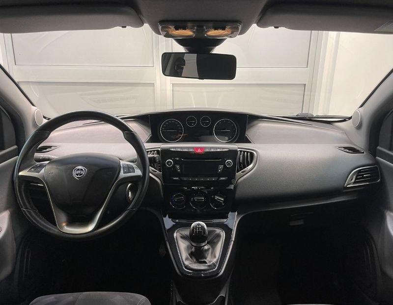 Lancia Ypsilon Ypsilon 1.2 69 CV 5 porte Platinum
