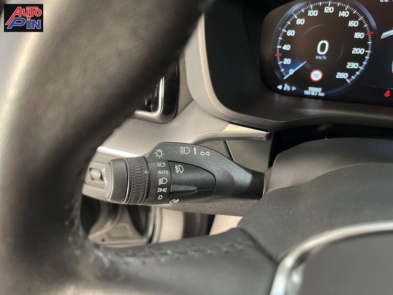 Volvo XC60 B4 (d) AWD Geartronic Business Hybrid