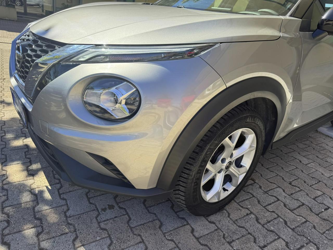 Nissan Juke 1.0 DIG-T 117 CV DCT Business