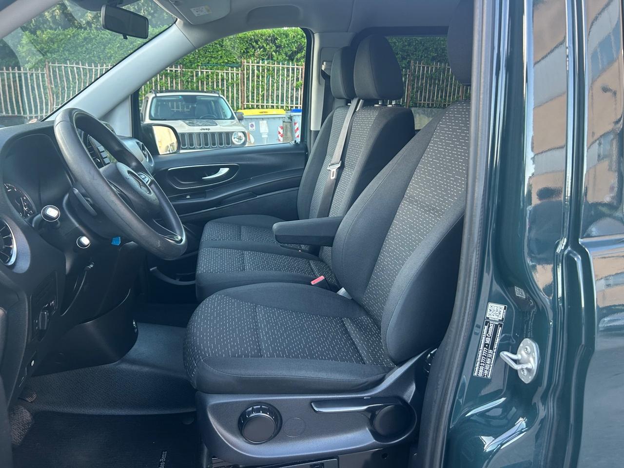 Mercedes-benz Vito 2.0 116 CDI Mixto Long Autocarro
