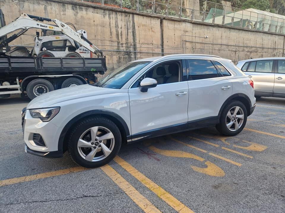 Audi Q3 35 TDI S tronic Business Advanced