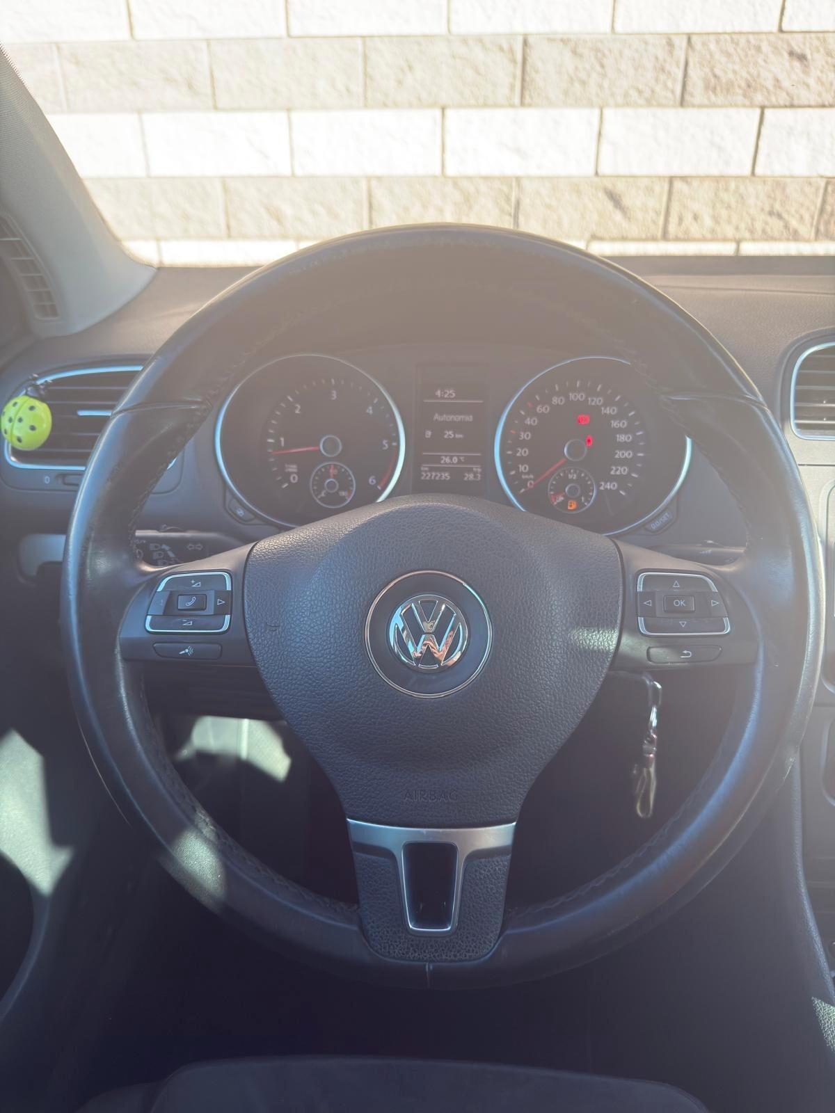 Volkswagen Golf 1.6 TDI DPF 5p. Highline