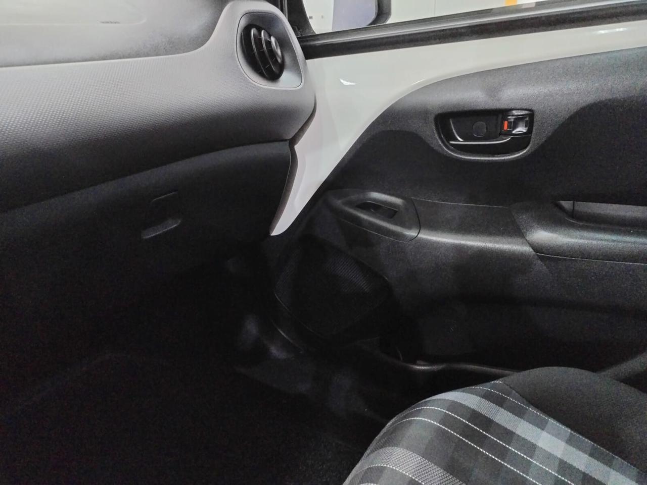 Peugeot 108 VTi 72 5 porte Active