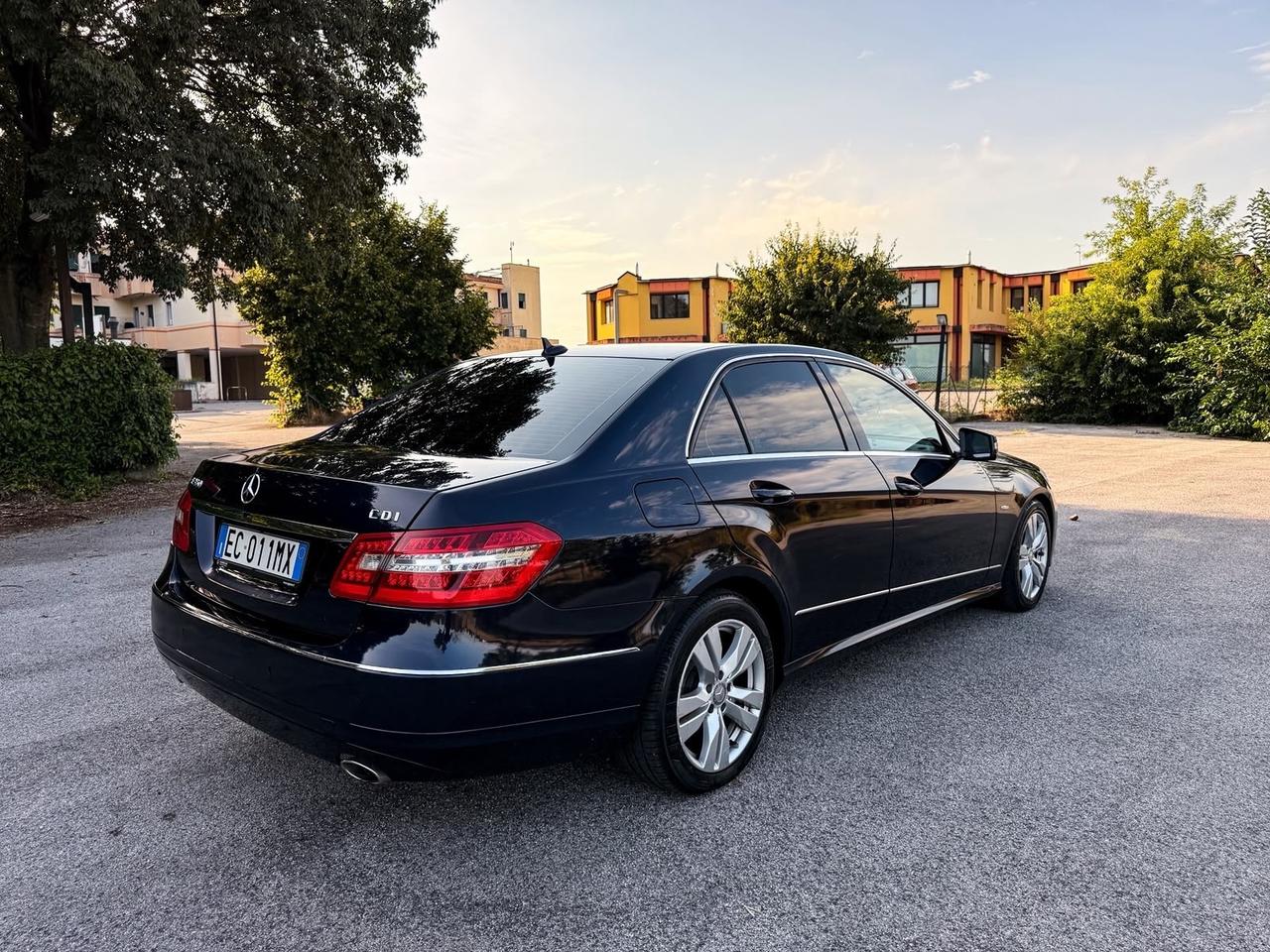 Mercedes-benz E 350 CDI BlueEFFICIENCY Avantgarde