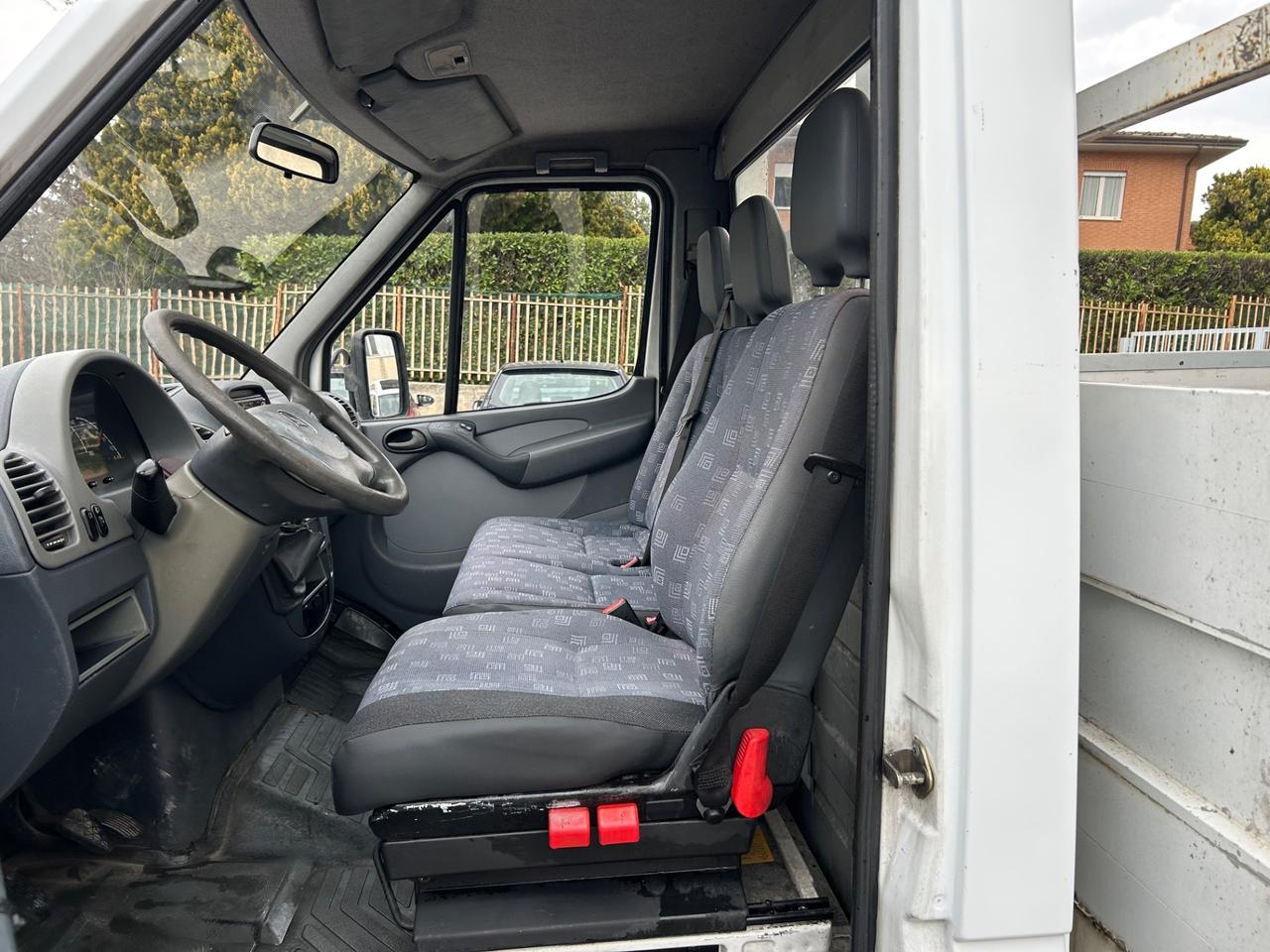 Mercedes-benz Sprinter T40/35 413 CDI cat Cassone Lungo
