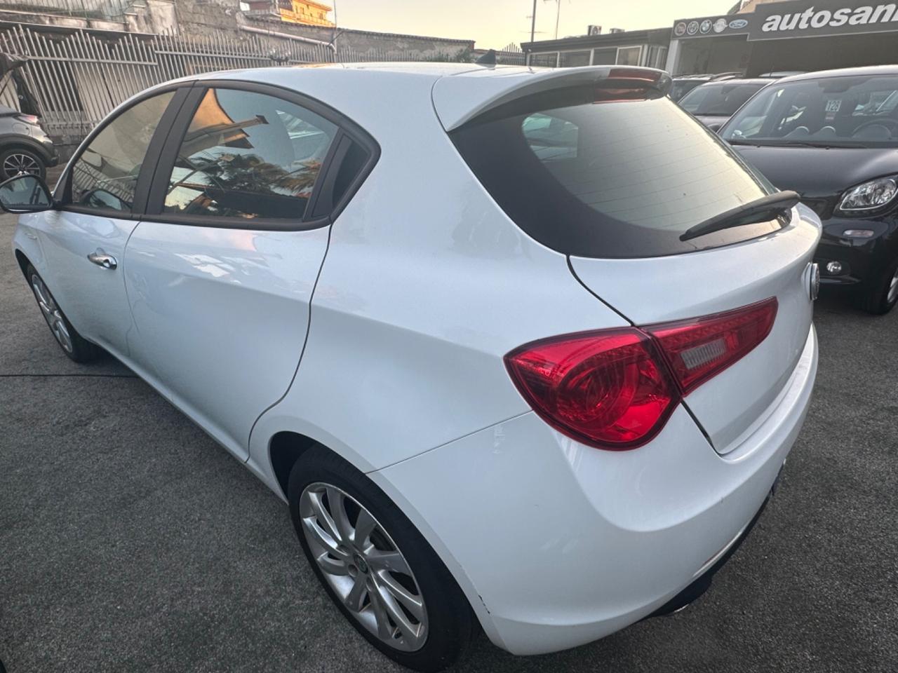 Alfa Romeo Giulietta 1.4 Turbo 120 CV GPL Super