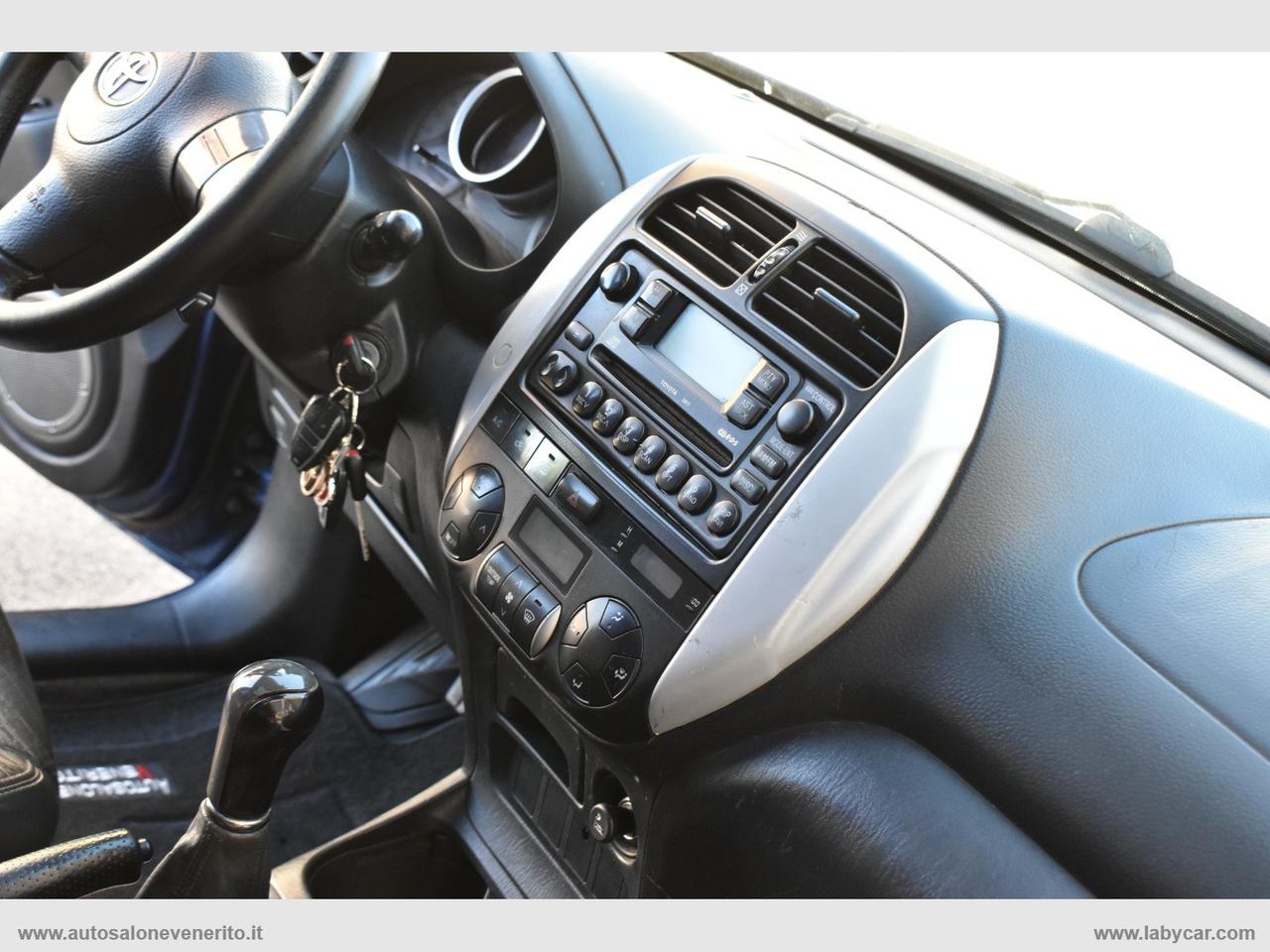 TOYOTA RAV4 2.0 Tdi D-4D 5p. Sol