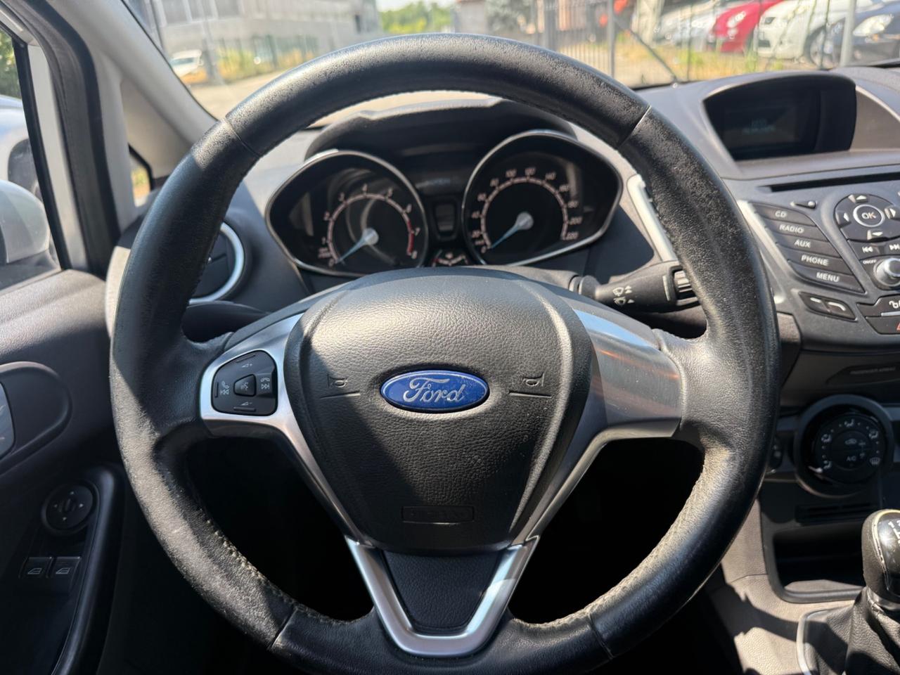 Ford Fiesta 1.4 5 porte Bz.- GPL Black & White Edition