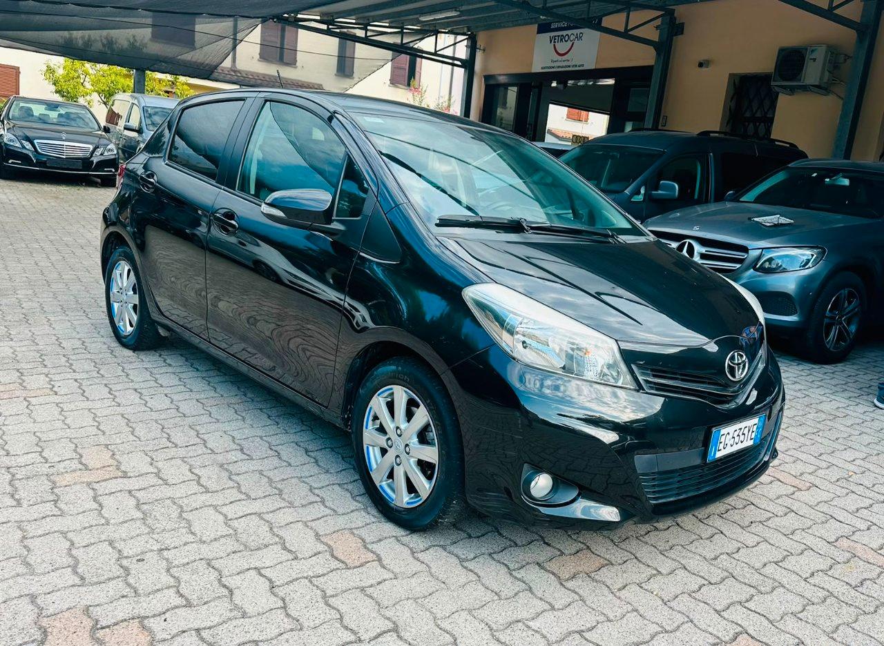 Toyota Yaris 5 Porte Yaris 5p 1.0 Lounge OK NEOPATENTATO