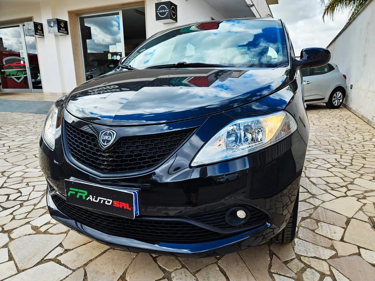 Lancia Ypsilon 0.9 TwinAir 85 CV 5 porte Metano Ecochic Elefant.Blu