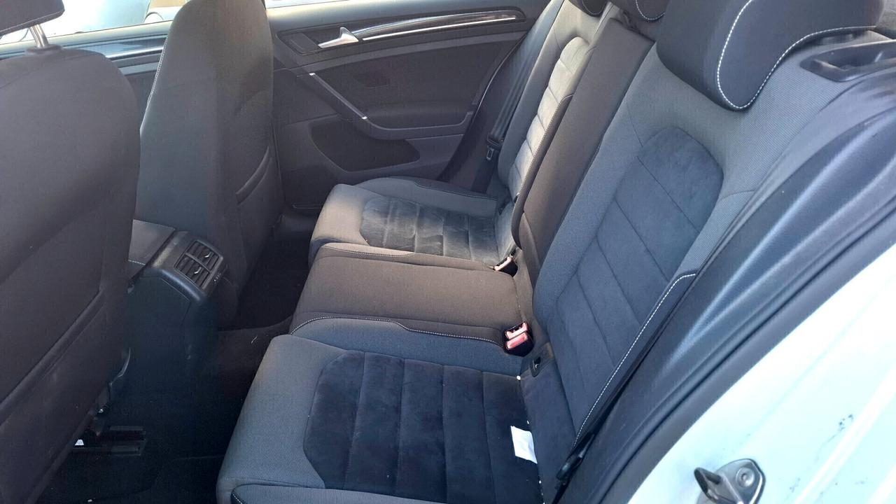 VOLKSWAGEN GOLF 1.6 TDI DSG 5p. Highline BlueMotion Technology