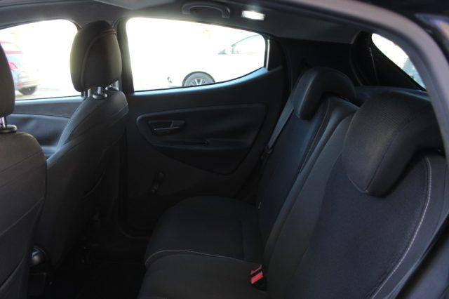 LANCIA Ypsilon 1.3 MJT 16V 95 CV 5 porte S&S S Momodesign