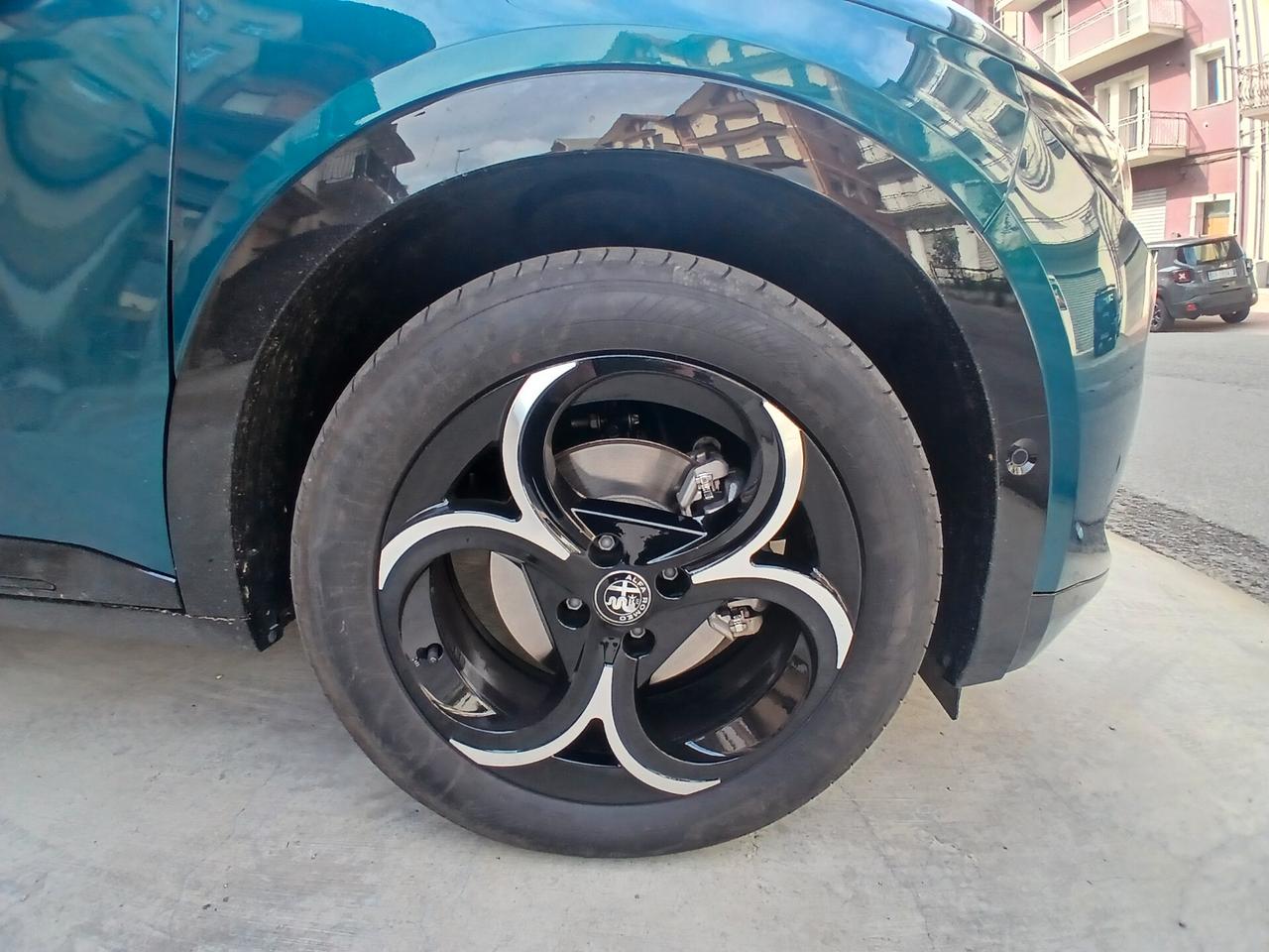 Alfa Romeo Junior 1.2 136 CV Hybrid eDCT6