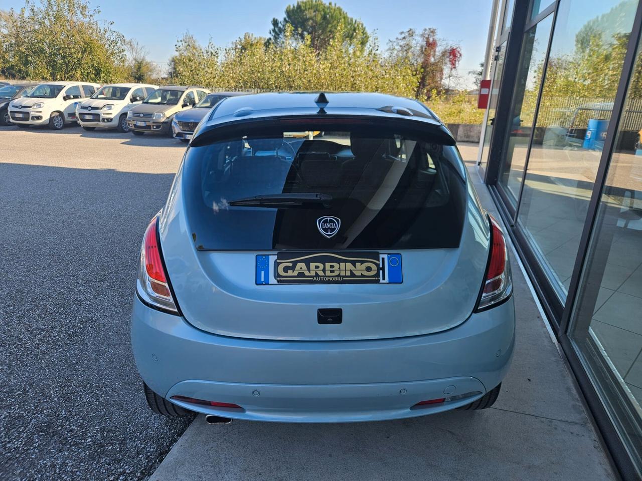 Lancia Ypsilon 1.0 FireFly 5 porte Hybrid Platino ** 13900 KM**