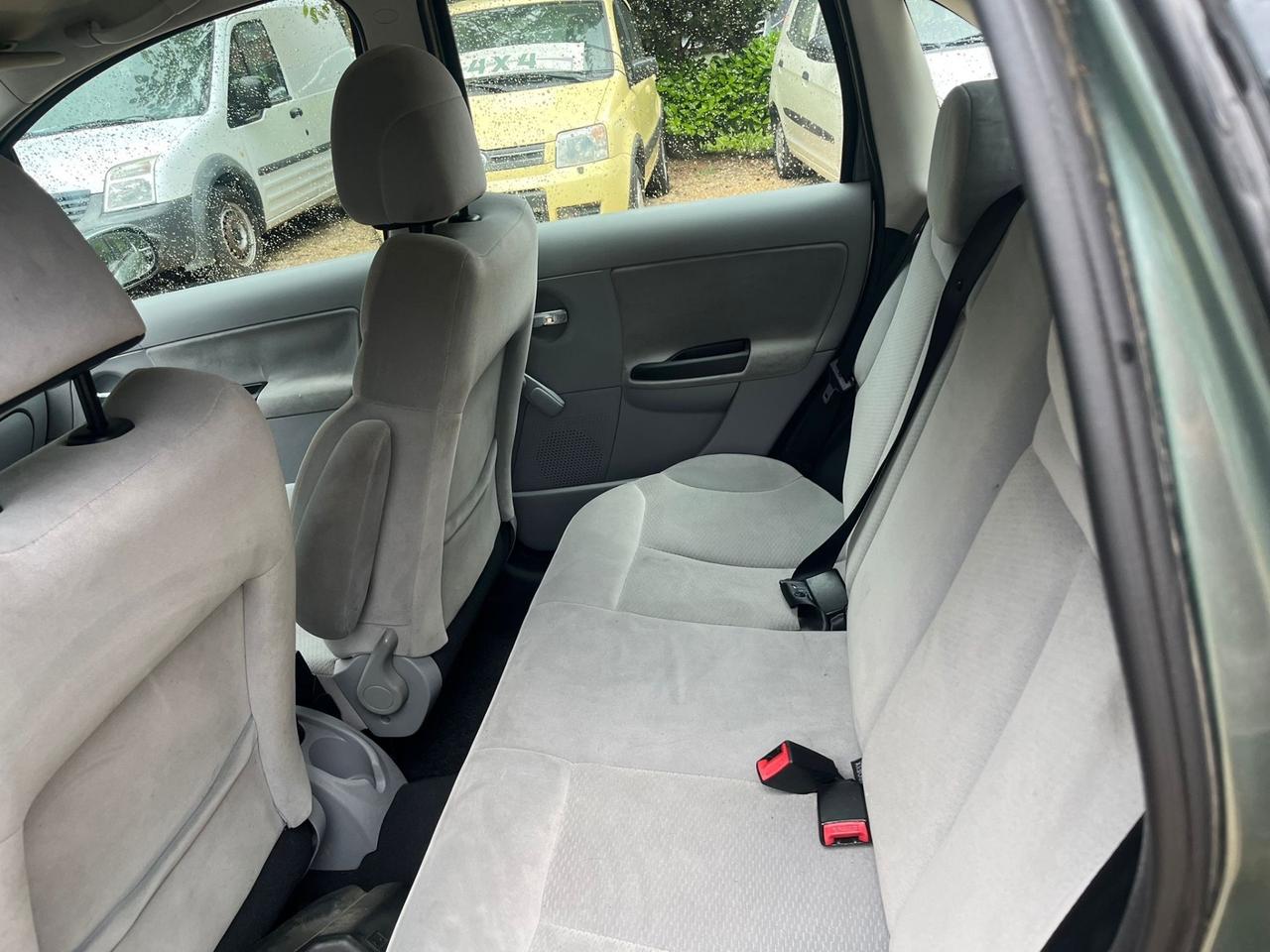 Citroen C3 1.4 HDi 70CV Cashmere