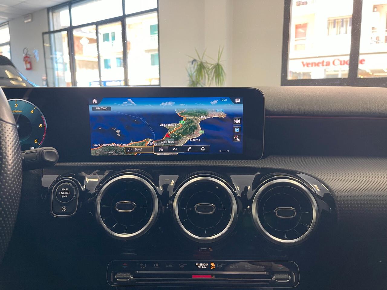 Mercedes-benz A 180d AMG Premium