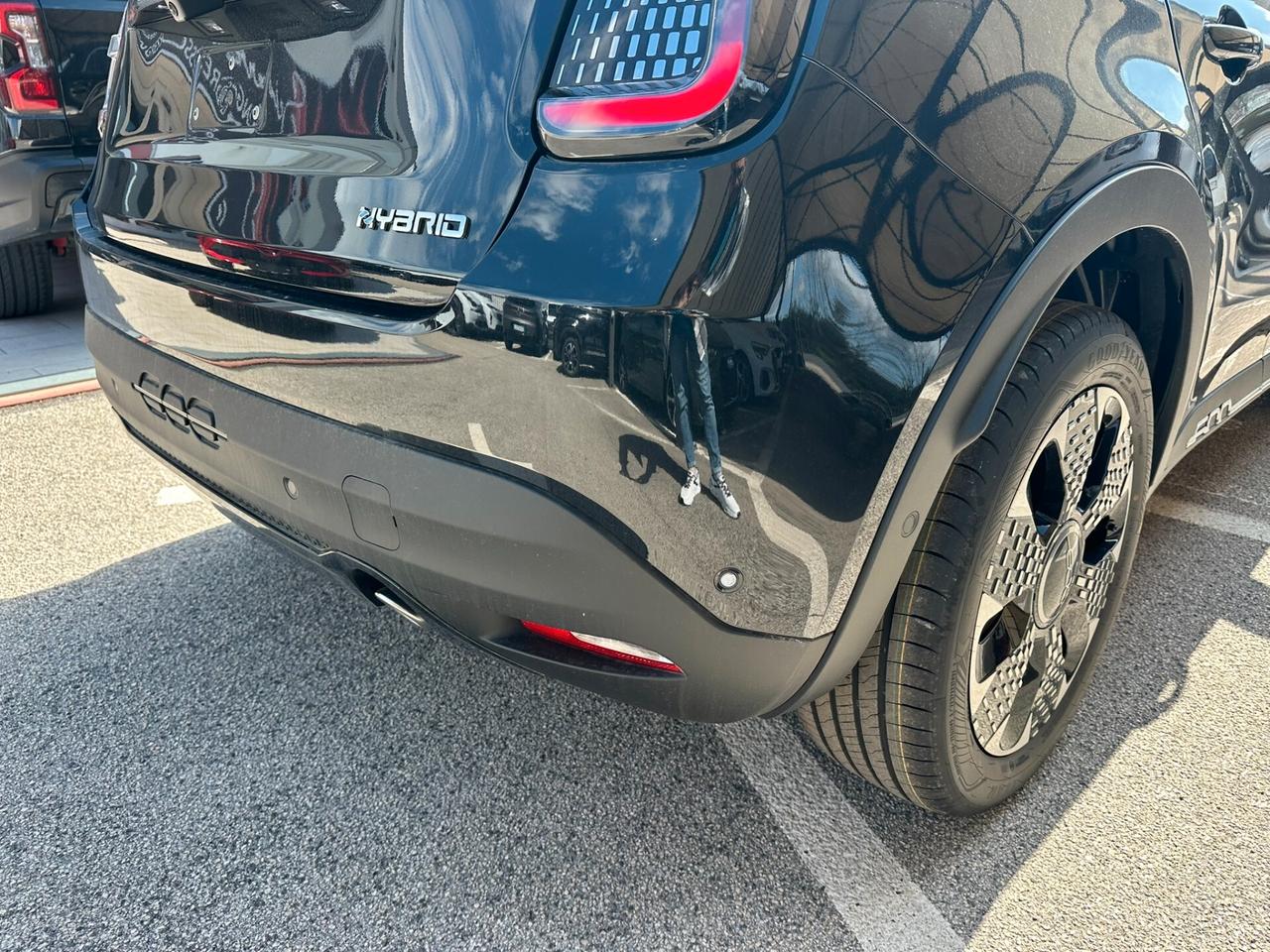 Fiat 600 Hybrid 110 CV DCT MHEV La Prima