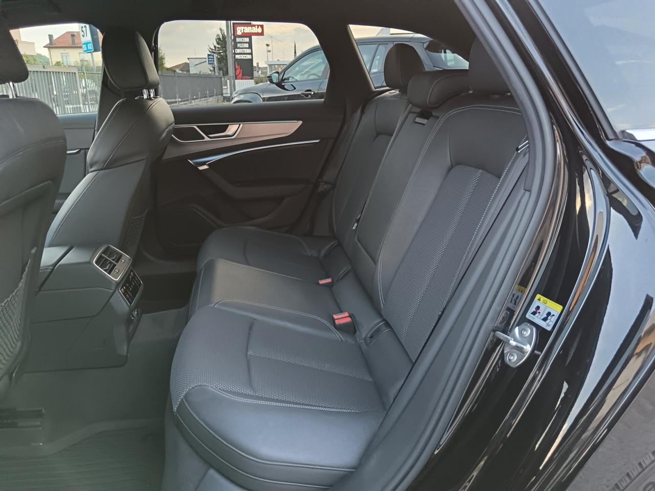 Audi A6 Avant S tronic LINE -MILDHYBRID TDI